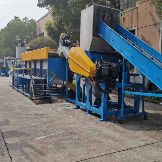 Automatic PET flakes washing production line